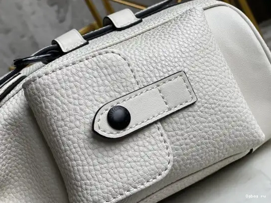 LOUIS CHRISTOPHER VUITTON XS 0702